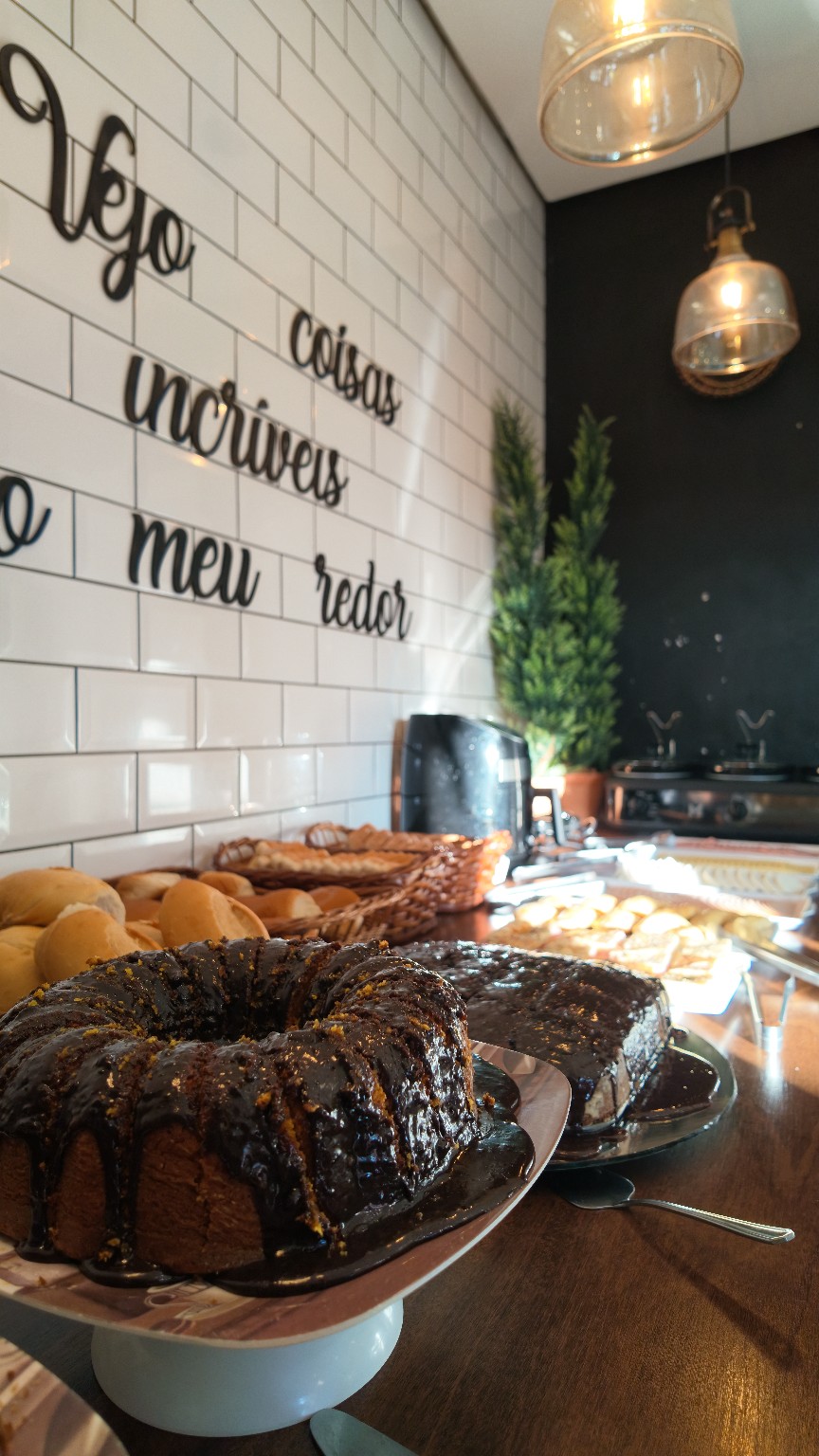 Bolos de chocolate no buffet da Villa D'Luri